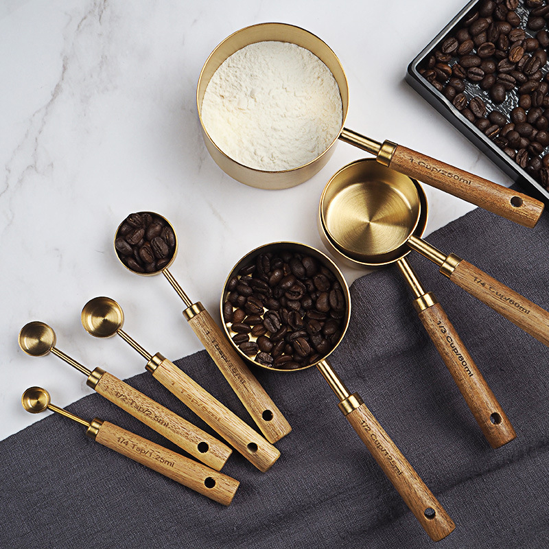 Copos e colheres de medição de - Kitchen Gadgets Gold avaliação e preço